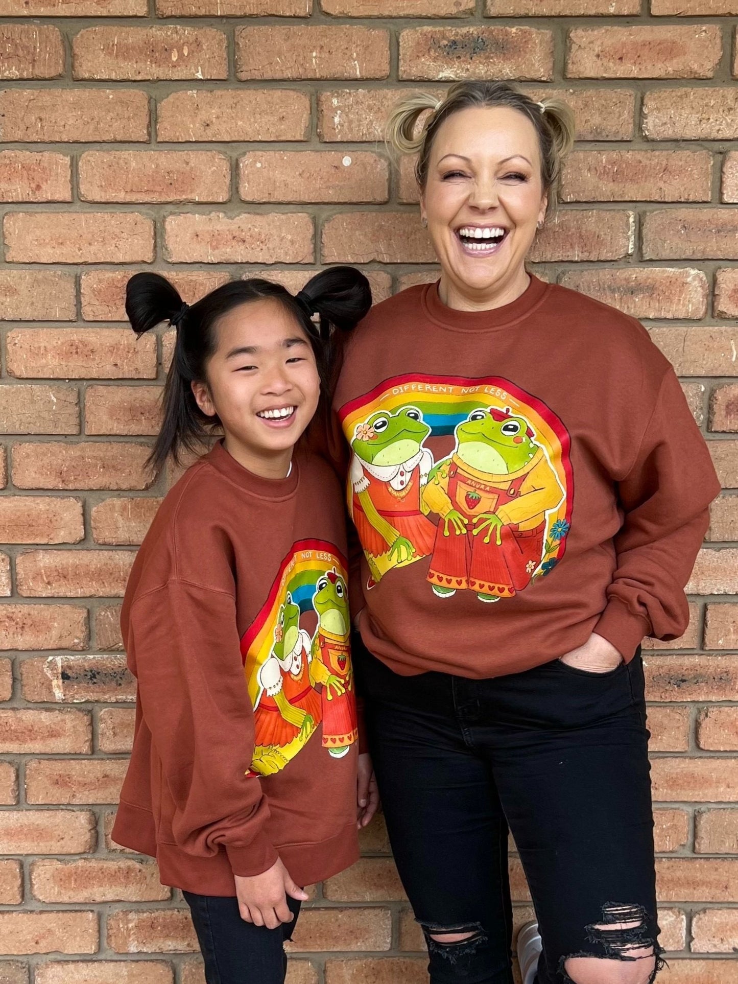 Evangeline & Anura Crewneck
